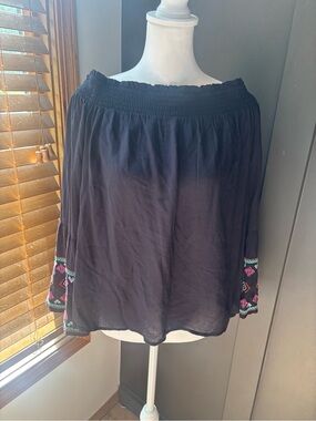Wrangler Retro Embroidered Bell Sleeve Off Shoulder Top M NWT